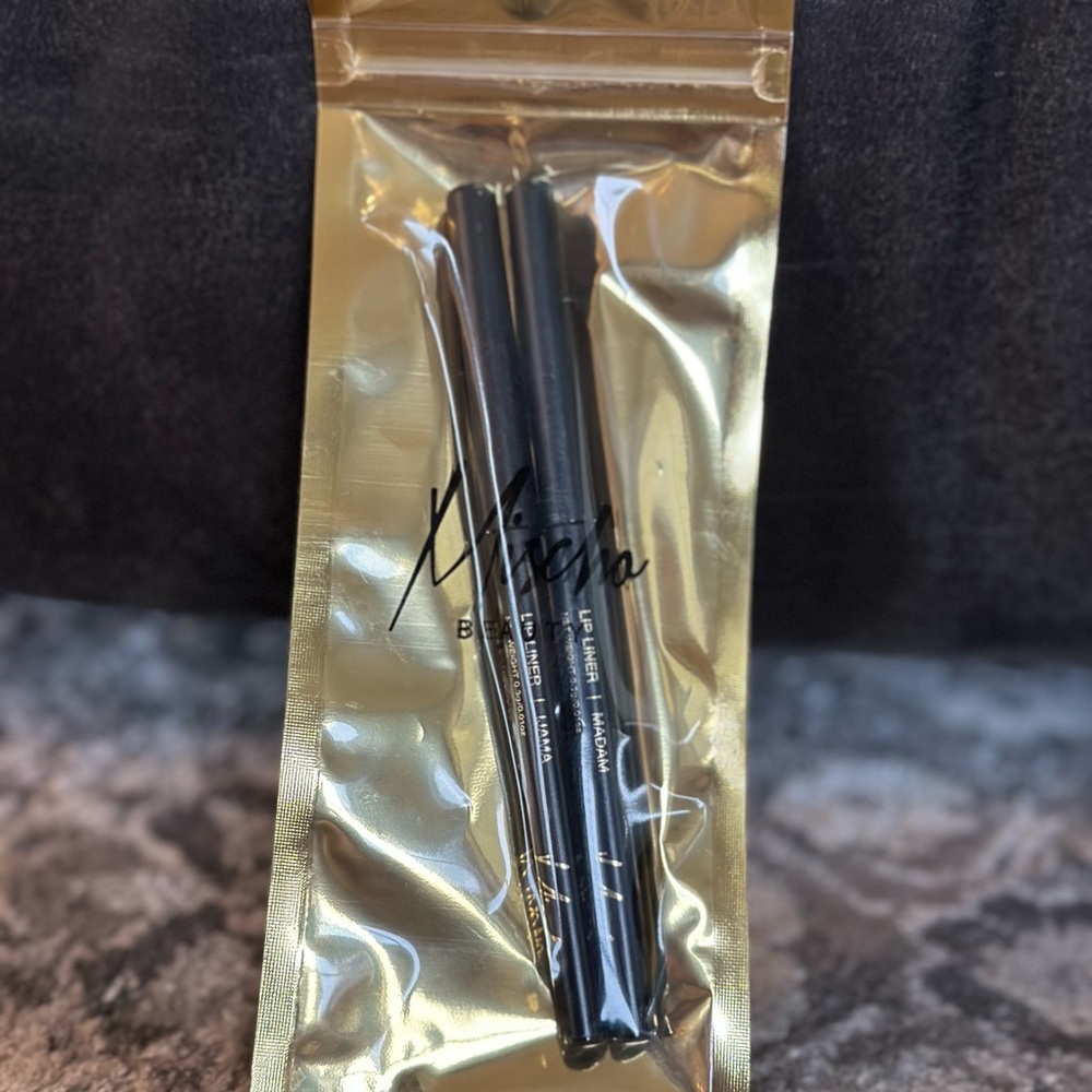 Mischo Beauty Lip Liner Set